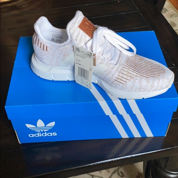 Adidas - Picture 2 of 2